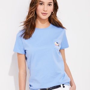 NWT Vineyard Vines Short-Sleeve Graduation Whale Tee in Newport Blue, Small